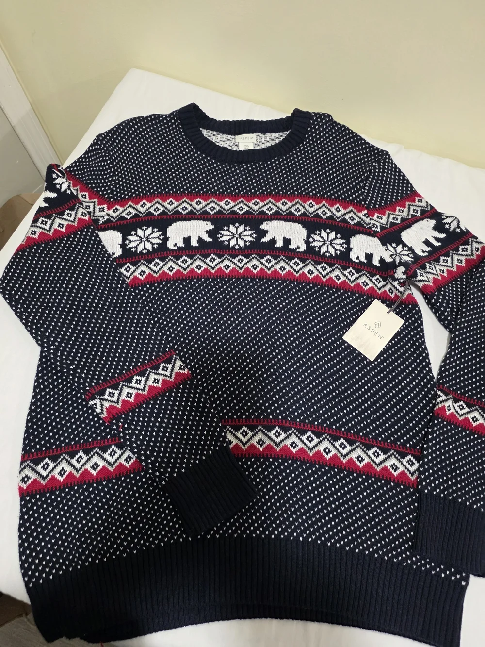 ​New Aspen Men's Holiday Sweater Navy Blue Polar Bear Fair Isle Print Size L